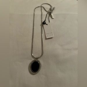 White House black market necklace